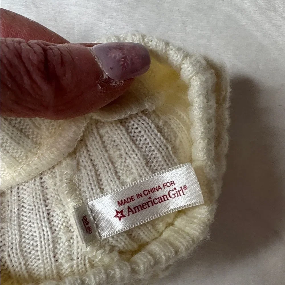 American Girl Winter White Truly Me 2015 Cable Knit Shorts.